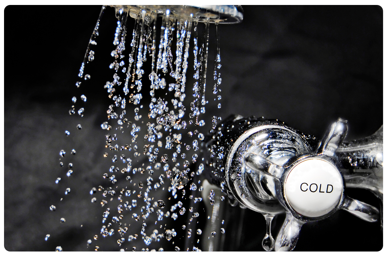 Kald dusj